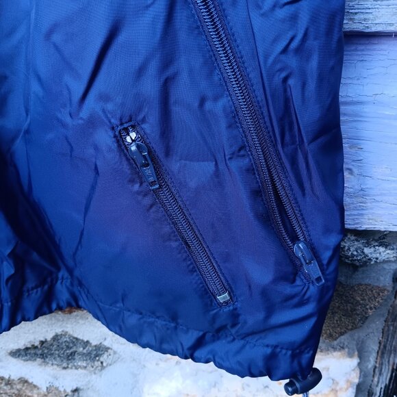 Vintage size medium NIKE windbreaker with zip-away hood - Picture 4 of 8